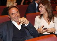 Σήμερα ο γάμος της Δήμητρας Ματσούκα – Η στιγμή της άφιξης της νύφης