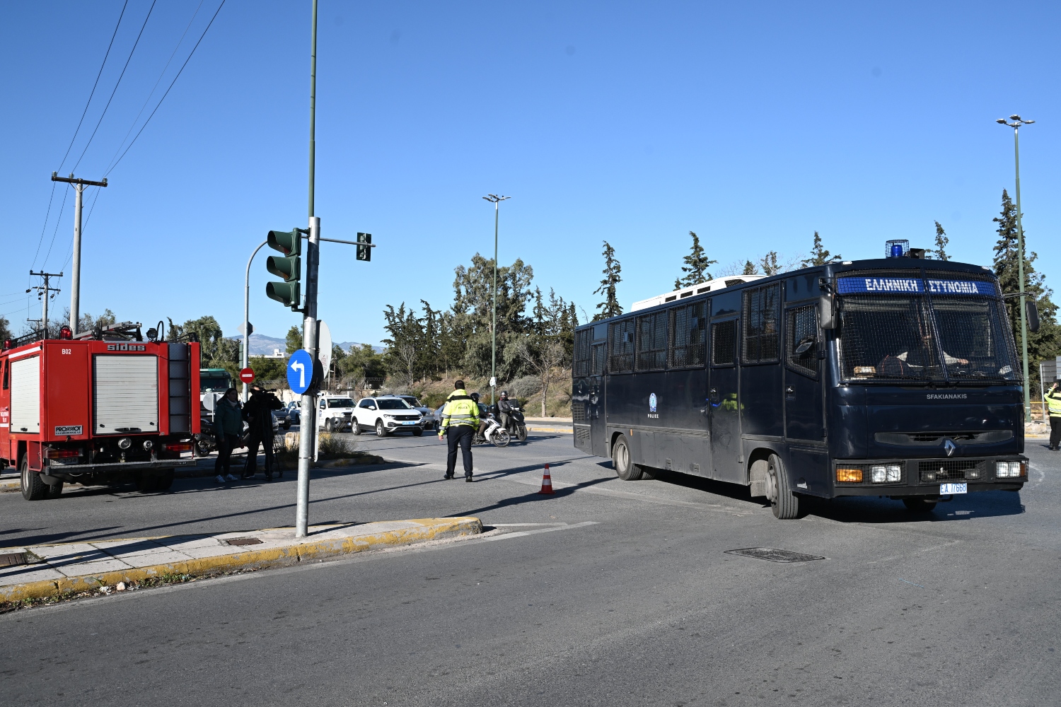 Η ανακοίνωση του αρχηγείου της ΕΛ.ΑΣ για τη βόμβα στου Ζωγράφου