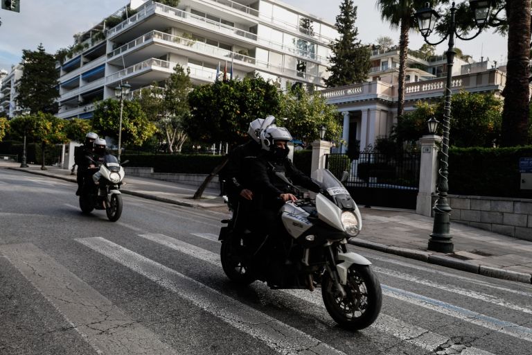 «Αστακός» το κέντρο της Αθήνας: Drones, ελεύθεροι σκοπευτές και σκύλοι της ΕΛΑΣ [vid]