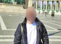 Μάχη για να κρατηθεί στη ζωή δίνει ο αστυνομικός που δέχθηκε την επίθεση χούλιγκανς στον Ρέντη