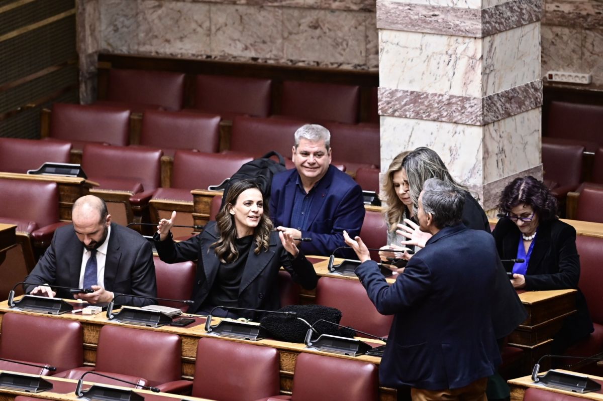 Νέα Αριστερά: Οι «11» συγκροτούν Κοινοβουλευτική Ομάδα με επιστολή στον Τασούλα