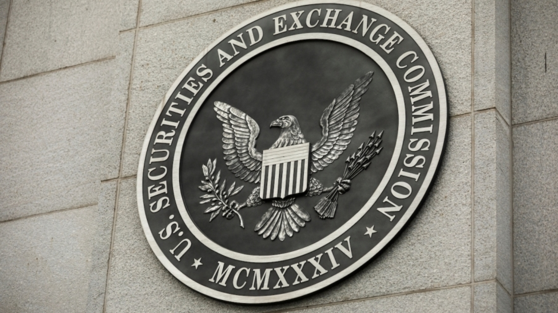 SEC: Επτά πληροφοριοδότες επιβραβεύθηκαν με 28 εκατ. δολάρια τη φετινή χρονιά