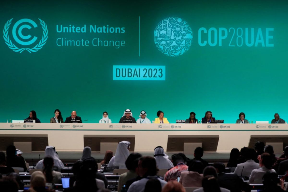 COP28: Οι χώρες όλου του κόσμου ενέκριναν ιστορική συμφωνία για τα ορυκτά καύσιμα