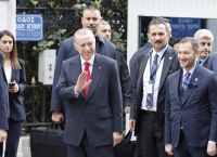 Πώς σχολιάζουν κυβερνητικές πηγές τη συμφωνία Ελλάδας – Τουρκίας [vid]