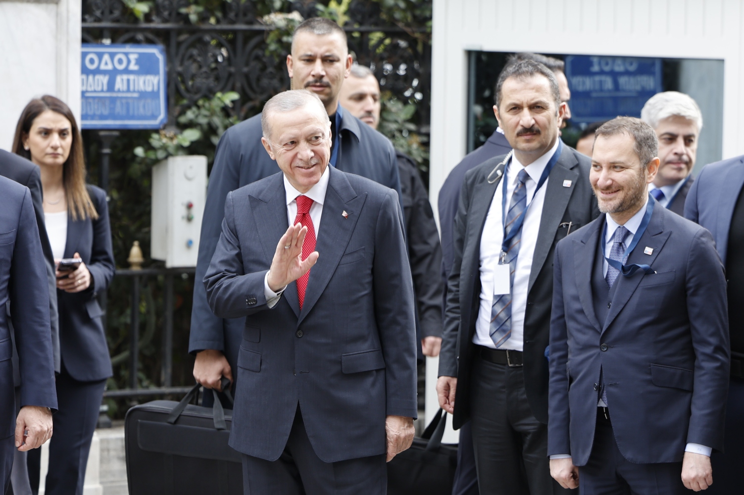 Πώς σχολιάζουν κυβερνητικές πηγές τη συμφωνία Ελλάδας – Τουρκίας [vid]