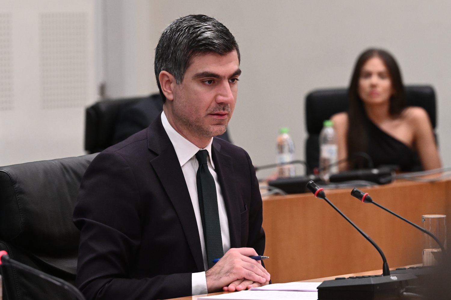 Γλαβίνας: Αλαζονεία και ατιμωρησία,επέτρεψαν τη διαρροή χιλιάδων απόρρητων e-mail σε κομματικά στελέχη της ΝΔ
