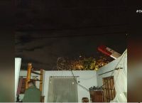 Βάρη: Ανεμοστρόβιλος διέλυσε σπίτι 6μελούς οικογένειας [vid]