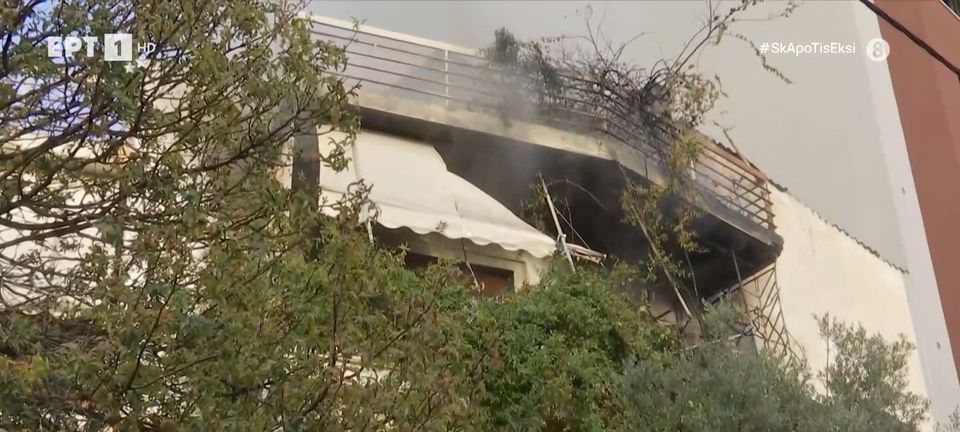 Νέα Σμύρνη: Πυρκαγιά σε διαμέρισμα – Ηλικιωμένη μεταφέρθηκε στο νοσοκομείο