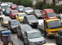 Χριστούγεννα: Αυξημένα τα μέτρα της Τροχαίας για την έξοδο των εκδρομέων [vid]