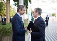 Νέο τετ α τετ Μητσοτάκη – Στάρμερ στο περιθώριο της COP28