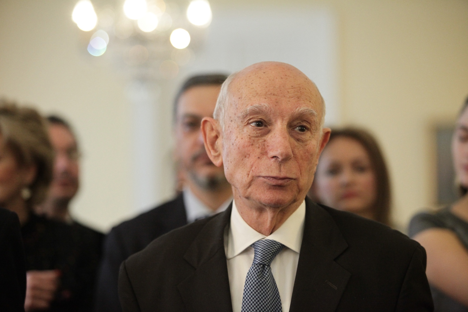Αν. Μανιτάκης για Mη Kρατικά AEI: Δεν παραβιάζεται το άρθρο 16 του Συντάγματος