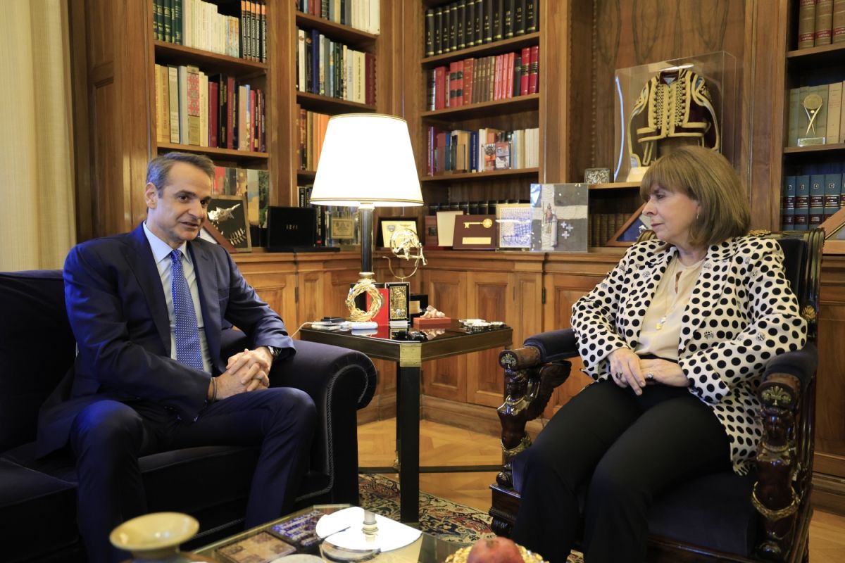 Συνάντηση Μητσοτάκη – Σακελλαροπούλου στο Προεδρικό Μέγαρο την Τρίτη