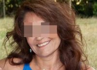 “Ξεψύχησε στην αγκαλιά του γιου της”, λέει ο πρώην σύζυγος της 50χρονης που την κατασπάραξαν τα σκυλιά