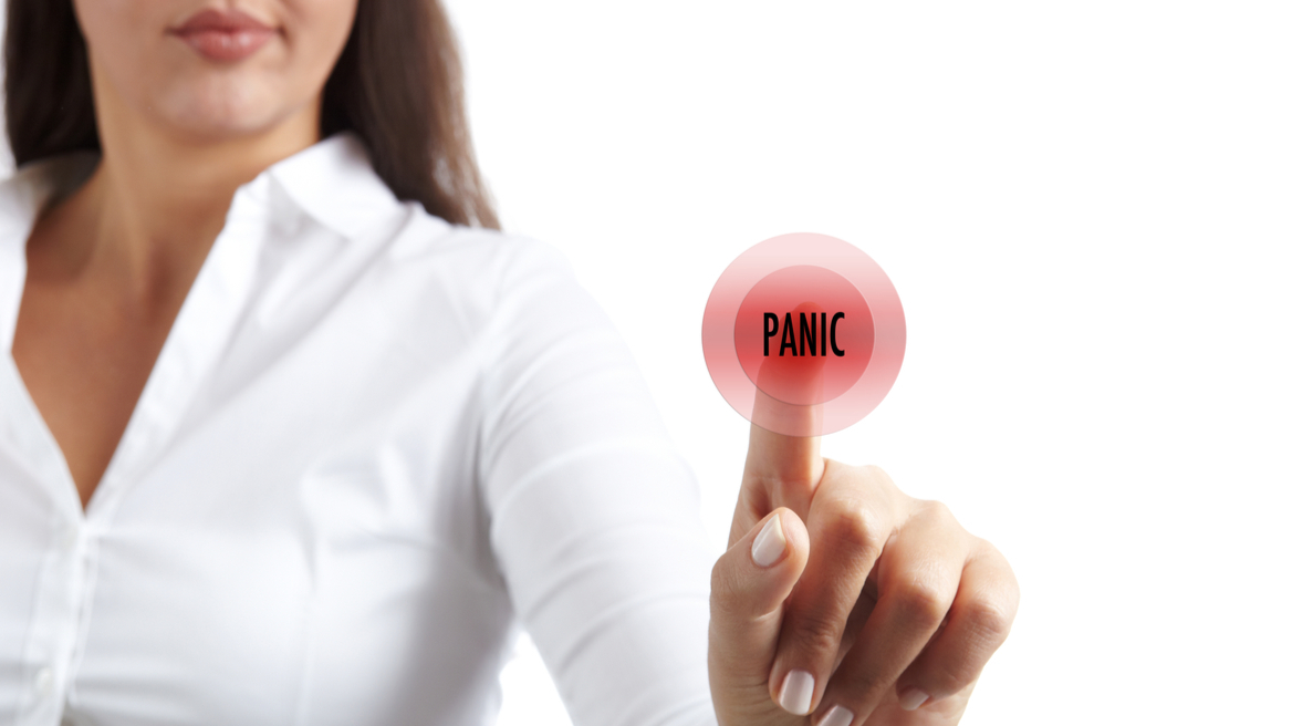 Μέσα σε 8 μήνες 134 γυναίκες χρησιμοποίησαν το panic button για ενδοοικογενειακή βία
