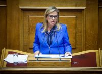 Η Ζωή Ράπτη ζήτησε την αυτοεξαίρεσή της από την εξεταστική για τα Τέμπη