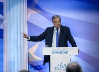 Σαμαράς κατά της τροπολογίας Καιρίδη: Η χώρα μας γίνεται φάρος προσέλκυσης λαθρομεταναστών