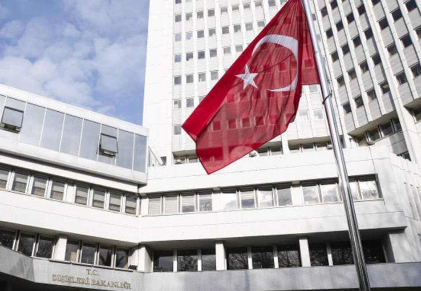 Τουρκικό ΥΠΕΞ: Προετοιμάζαμε με την Αθήνα τις θεωρήσεις- εξπρές για τα δέκα ελληνικά νησιά