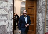 Τσίπρας σε Φ. Ολάντ: Αδύναμη η Ευρώπη να παίξει ρόλο στις γεωπολιτικές εξελίξεις
