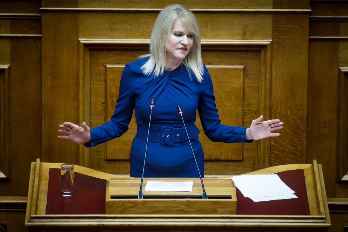 Θεοδώρα Τζάκρη σε Όλγα Γεροβασίλη: Δεν χωράνε φιλοδοξίες αρχηγίσκων