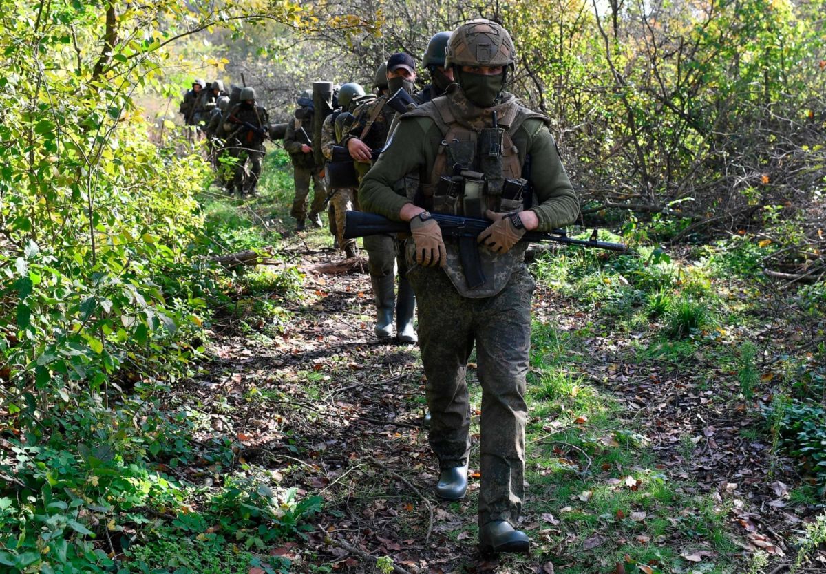 Πόλεμος στην Ουκρανία: Το Κίεβο απέσυρε τις δυνάμεις του από την Μαρίνκα – «Η πόλη δεν υπάρχει πια»