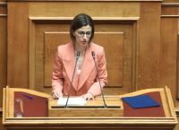 Αγαπηδάκη: Προσωπικός γιατρός για όλους – Τι αλλάζει για ασφαλισμένους και γιατρούς