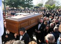Βασίλης Καρράς: Επέστρεψε για πάντα στο Κοκκινοχώρι Καβάλας