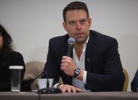 Κασσελάκης: “Το κράτος οφείλει να εξασφαλίζει τις προϋποθέσεις για υγιή επιχειρηματικότητα”