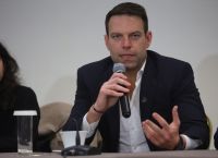 ΣΥΡΙΖΑ: Ο Κασσελάκης ανακατεύει την εσωκομματική τράπουλα με τη σκιώδη κυβερνηση