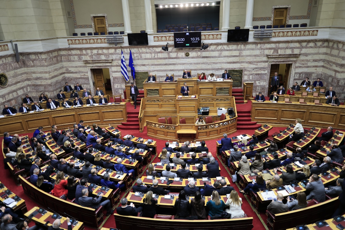 Ψηφίστηκε επί της αρχής το νομοσχέδιο του υπουργείου Εσωτερικών για την επιστολική ψήφο