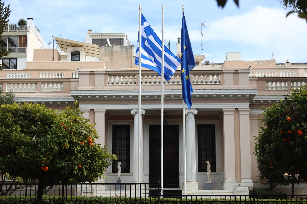 Κυβερνητικές πηγές: Αυξάνονται η αλαζονεία και ο επιθετικός τρόπος του κ. Κασσελάκη
