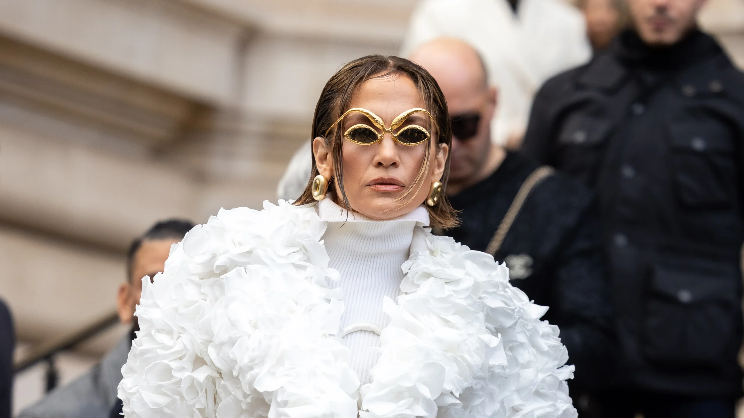 Schiaparelli, Dior, Giambattista Vall: Εκθαμβωτική η 1η ημέρα της εβδομάδας μόδας υψηλής ραπτικής