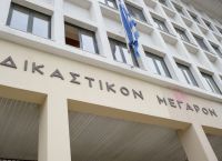 Παράσταση πολιτικής αγωγής από την οικογένεια αστυνομικού που δολοφονήθηκε σε μπαρ της Θεσσαλονίκης
