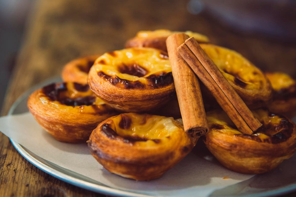Pastel de Nata: Τι είναι τα πορτογαλικά ταρτάκια που ξετρέλαναν την Έμα Στόουν