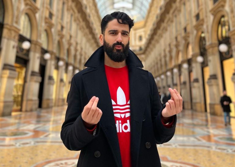 Ατζαράκης: «Έκανα βίντεο-παρωδία για τον Χριστό και έφαγα απίστευτο κράξιμο»