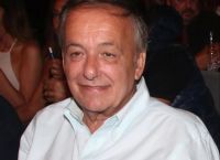Ανδρέας Μικρούτσικος για την παρεξήγηση με την Πωλίνα Γκιωνάκη: «Ο έχων τη μύγα “μυγιάζεται”»