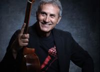 Γιώργος Νταλάρας: «Είναι θεόφαλτσοι και για γέλια κάποιοι διάσημοι Έλληνες τραγουδιστές»