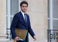 Γκαμπριέλ Αττάλ: Είναι ο νεότερος πρωθυπουργός της Γαλλίας και ο πρώτος ανοιχτά ομοφυλόφιλος