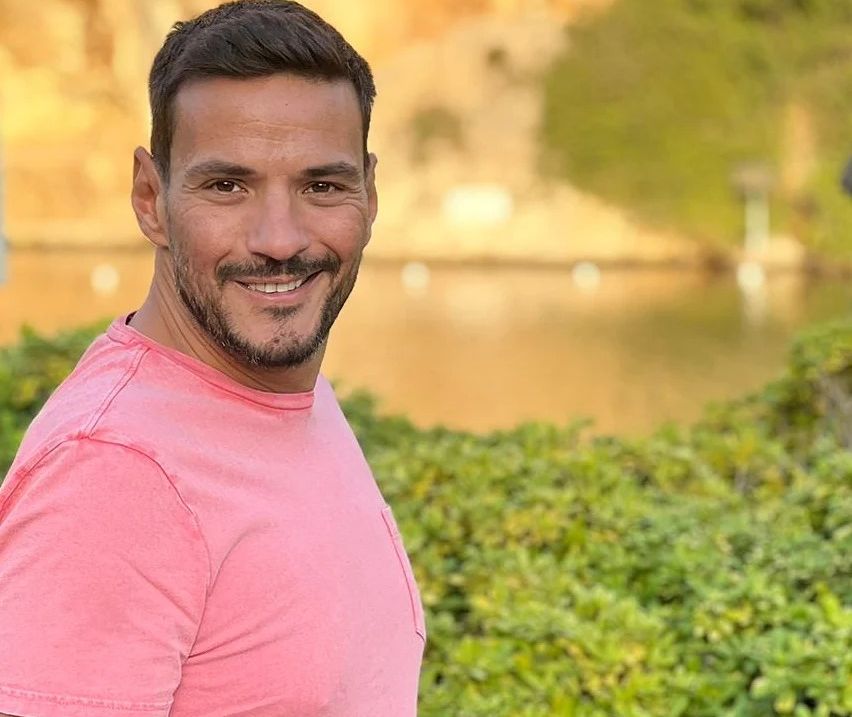 Κώστας Τσουρός: «Με έχει χαστουκίσει διευθυντής μου»
