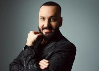 Πάρις Ευαγγέλου: Ο τραγουδιστής που έγινε viral με το «Π@τ@ν@ αμνησία»