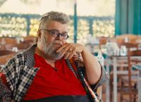 Κραουνάκης: Μπερδεύει με τις αναρτήσεις του – Δύο διαφορετικές θέσεις για τον Νταλάρα