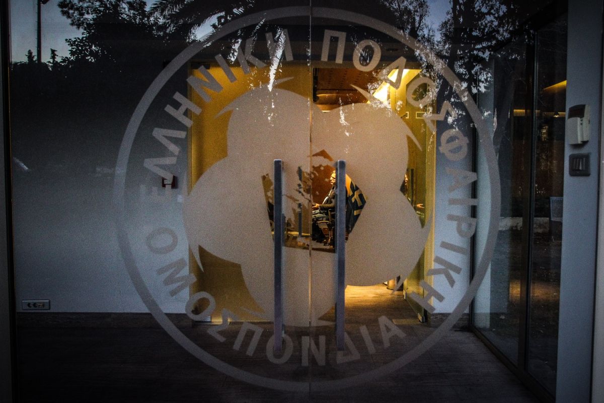 ΕΠΟ: Ανακοινώθηκε η επιστροφή Λίντμπεργκ που αναλαμβάνει υπεύθυνος για το VAR