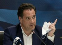 Greek Government Prioritizes Vaccinations for Vulnerable Groups, Recommends Updated COVID-19