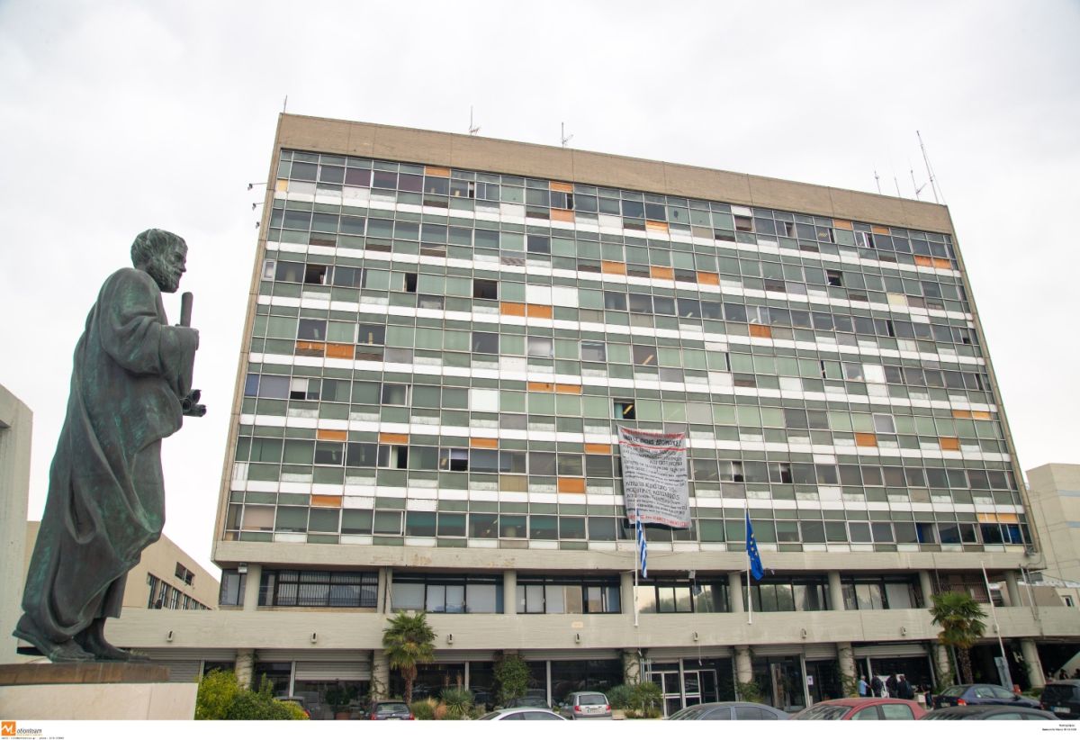 Πανεπιστήμια: Σταμάτησε η κατάληψη στη Νομική του ΑΠΘ και στο Τμήμα Χημικών Μηχανικών στην Πάτρα