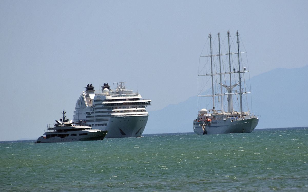 Ρεκόρ για το λιμάνι του Πειραιά το 2023 στον κλάδο της κρουαζιέρας