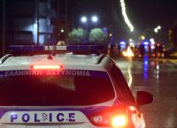 Ζεφύρι: Άνδρας περιέλουσε με εύφλεκτο υλικό τη γυναίκα του και της έβαλε φωτιά μπροστά στα παιδιά τους
