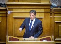 MP and former minister Varvitsiotis announces resignation from politics and Parliament
