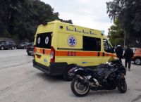 Πειραιάς: Επί μια ώρα προσπαθούσαν να επαναφέρουν τον 18χρονο, που πέθανε από κατανάλωση αλκοόλ