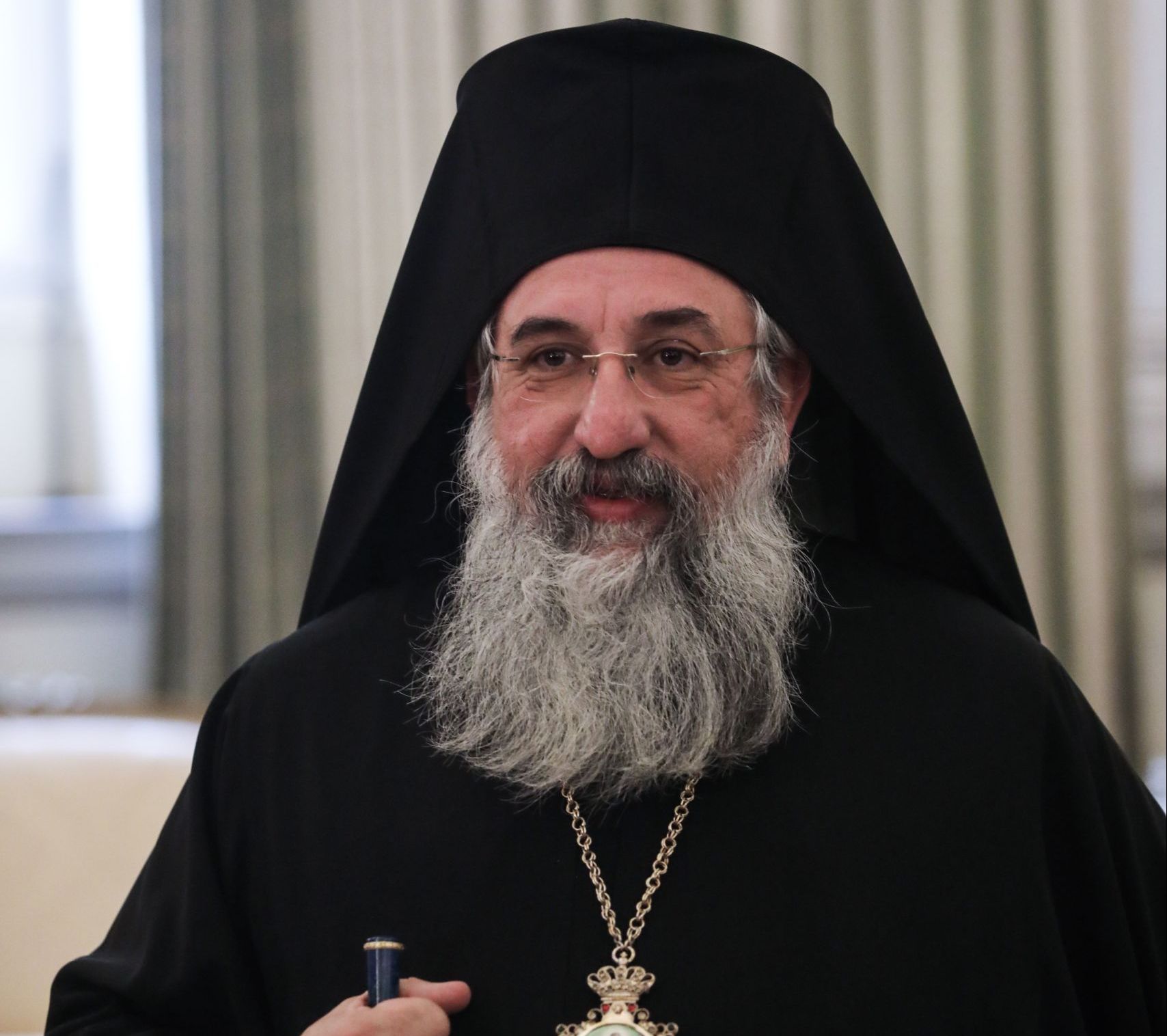 Ευγένιος -Αρχιεπίσκοπος Κρήτης: Είναι αδέρφια μας τα ομόφυλα ζευγάρια και εμείς οι ιερείς δεν είμαστε άγγελοι