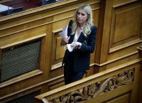 Φωτεινή Αραμπατζή: Καταψηφίζω το νομοσχέδιο για τα ομόφυλα ζευγάρια