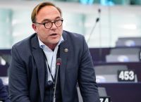 Στην ευρωομάδα των «Πρασίνων» προσχώρησε ο ανεξάρτητος ευρωβουλευτής Πέτρος Κόκκαλης